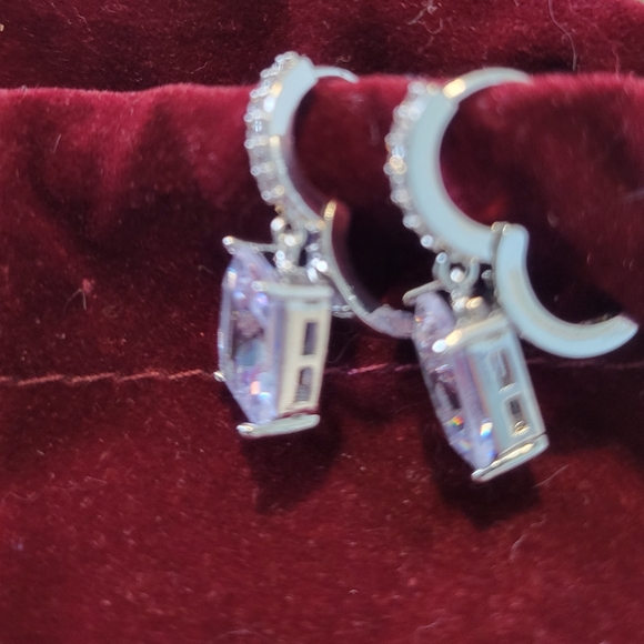 STERLING SILVER CRYSTAL DANGLE EARRINGS - Picture 12 of 14